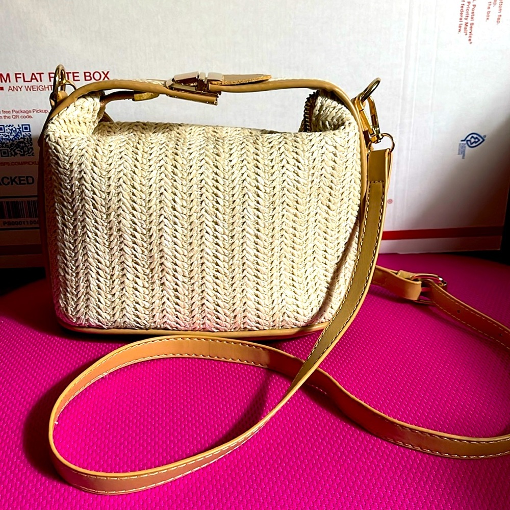 Brand new Little cross body purse